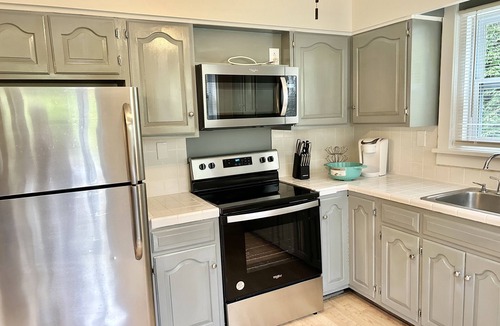 Monroeville House | Close to all things in Pittsburgh