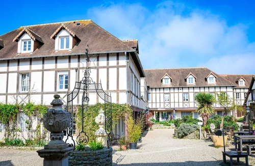 Dives-sur-Mer Apartment | Close to beach and amenities