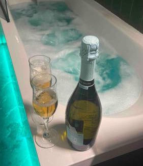 Kirkmichael Apartment | Close to beaches and golf courses