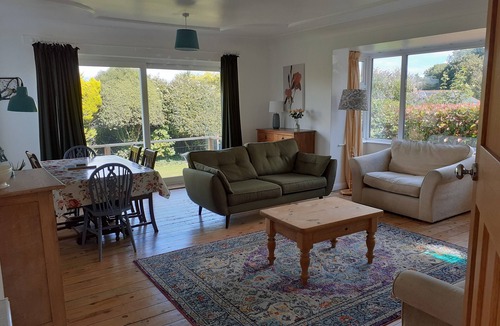 Galmpton House | Close to Broadsands beach