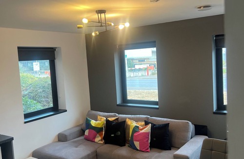 Peterborough Apartment | Close to city centre, Free Parking