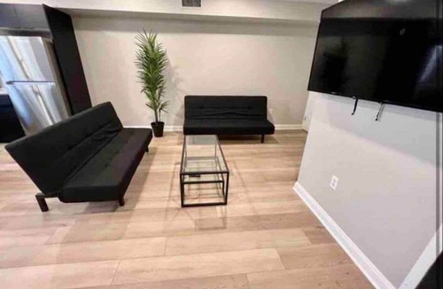 Spring Garden Apartment | close to convention & centercity unit 4