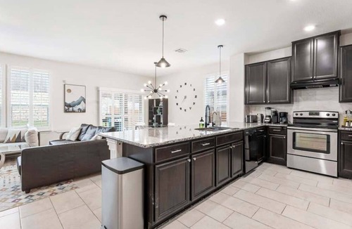 Austin House | Close to CotA & Downtown | Spacious & Cozy | 4BR