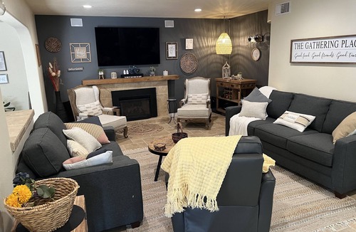 Costa Mesa House | Close to Disneyland and the beach