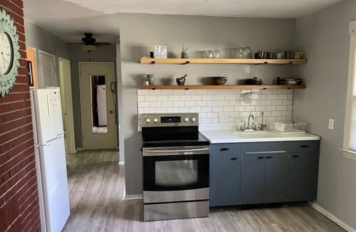 Greensboro House | Close to Downtown-Primary on Main-Fast Internet