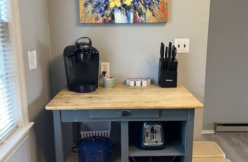 Greensboro House | Close to Downtown-Primary on Main-Fast Internet