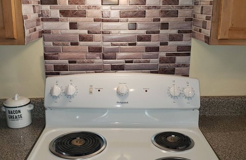 Terry Sanford House | Close to everything-Centrally located to downtown, coliseum, hospital, & stadium