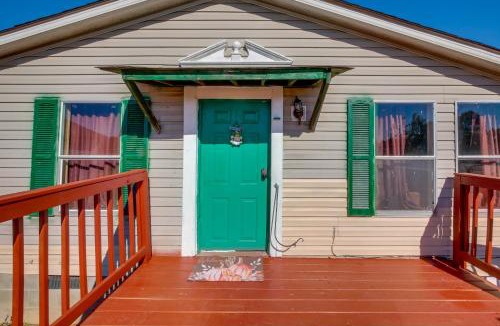 Fort Valley Apartment | Close to Festivals & Rodeos! Fort Valley Apt
