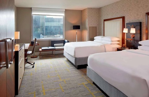 Midtown Hotel | Close to Georgia Tech | Restaurant. Pet-friendly