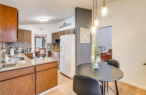 North Olmsted House | Close to Hospitals & Downtown: Cleveland Home