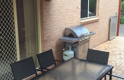 Hawks Nest House | Close to Jimmys Beach