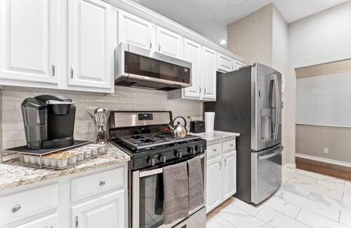 Round Rock House | Close to Kalahari | King Beds | Fast WiFi | 3BR