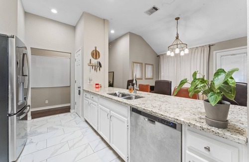 Round Rock House | Close to Kalahari King Beds Fast Wifi 3BR