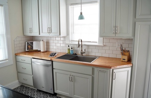 Lynchburg House | Close to Liberty-3BR-4BEDS-2BA-Sleeps 8-Washer-Dryer-Parking