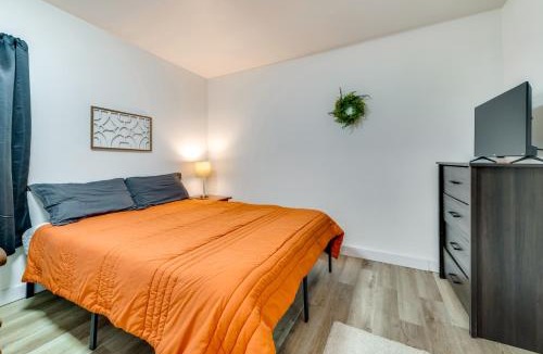 Schroon Lake Hotel | Close to Marina, Beach & Town! Schroon Lake Escape