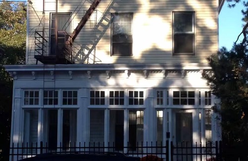 Getty Square House | Close to metro north Yonkers station