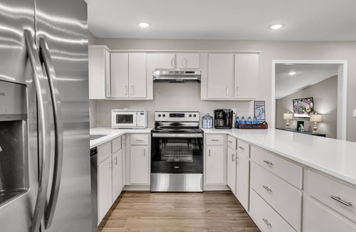 Starkville House | Close to MSU | Luxury | Smart TVs