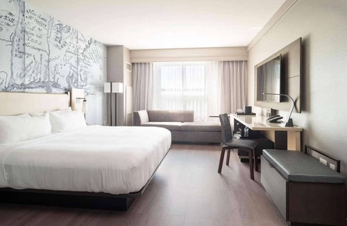 Groton Hotel | Close to Mystic Aquarium + Dining, Pool & Spa