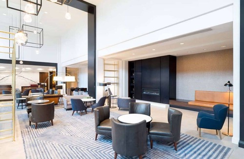 Groton Hotel | Close to Mystic Aquarium + Dining, Pool & Spa
