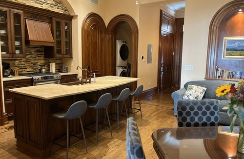 Downtown Jersey City Apartment | Close to NYC in Historic Brownstone