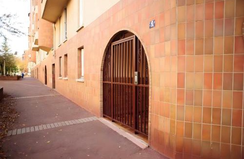 Ormetteau-Port Apartment | Close to Paris-Disney I Netflix I Secure Parking