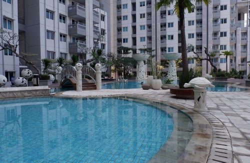 Jakarta Apartment | Close to Pool Studio Apartment Sky Terrace at Daan Mogot Baru