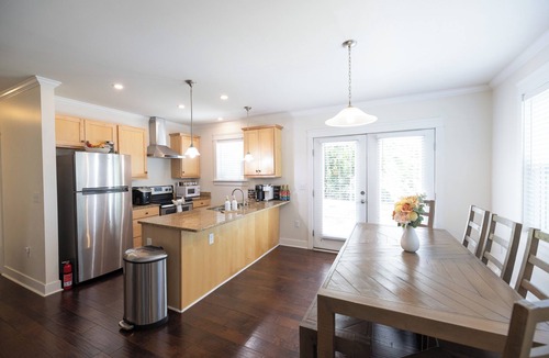 Southwest Raleigh House | Close to RDU, RTP Free Parking & Coffee Bar & Hotel Linens
