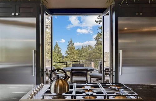Indian Hills Cabin | Close to Red Rocks Amphitheater