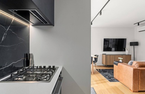 Kawarau Falls House | Close to Remarkable ski field and parking.