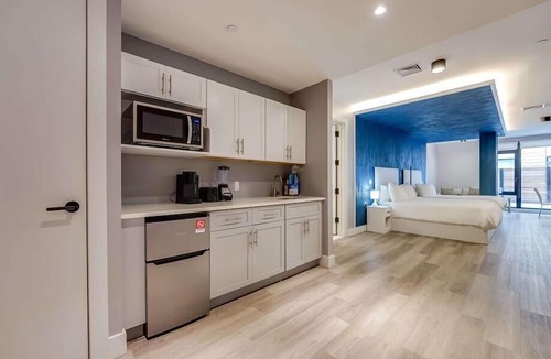 Port Morris Hotel | Close to Stadium Studio 2Q BR | Mott Haven