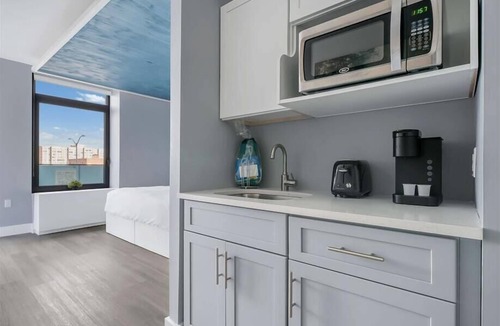 Port Morris Hotel | Close to Stadium Studio K Bal BR | Keyless Entry