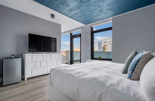 Port Morris Hotel | Close to Stadium Studio K Bal BR | Keyless Entry