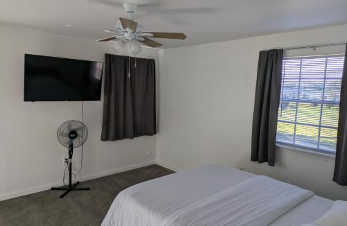 Kenner - Louis Armstrong International Airport Apartment | Close to Store & Airport
