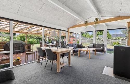 Frolunde House | Close To The Beach With Outdoor Spa