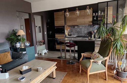 Saint-Lazare-Les Avenues Apartment | Close to the racecourse and Imperial Palace, charming apartment with breakfast.