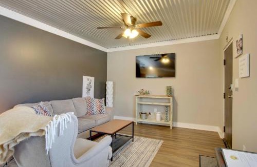 Greenwood Apartment | Close to Uptown & Hospital: Greenwood Studio