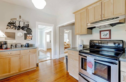 Eau Claire House | Close to USC & Fort Jackson- Marvelous at Margrave