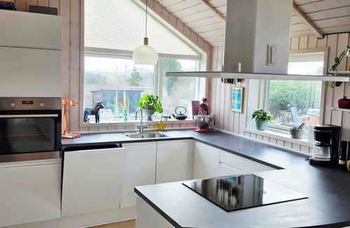 Skibby House | Close to water calm spa and comfort