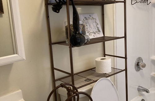 New Haven Apartment | Close to Yale