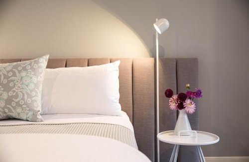 Mount Victoria House | Closeburn House