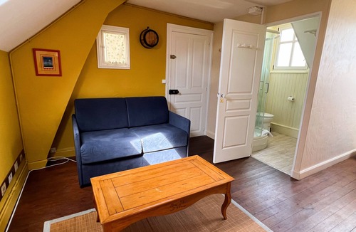 Savigne-sur-Lathan House | Closerie La Fontaine