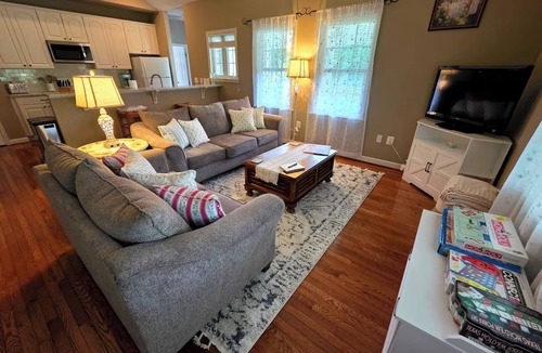 George Washington Cottage | Closing Soon!