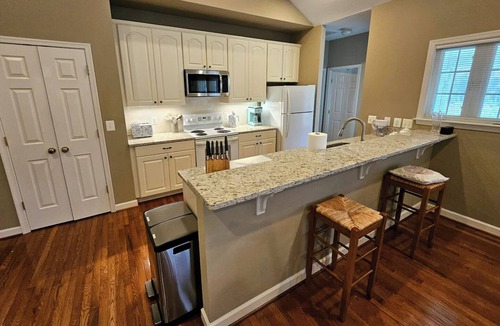 George Washington Cottage | Closing Soon!