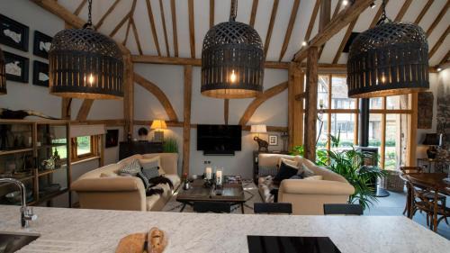 Smarden House | Cloth Worker's Barn