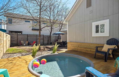 Chestnut House | Cloud 9 Retreat - Two Homes in East Downtown