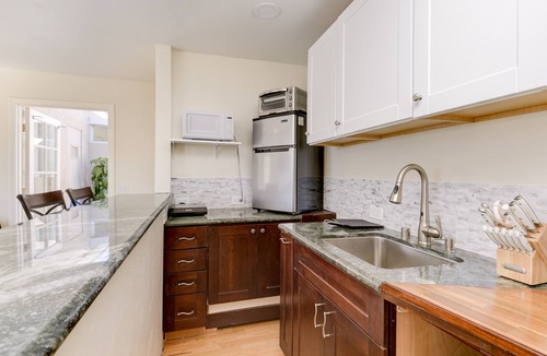 South Mission Beach Apartment | Cloud 9 Studio at the Beach