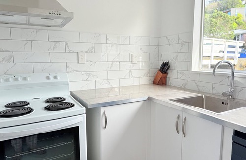 Johnsonville House | Cloud Catcher - Blooming Retreat with Scenic Views