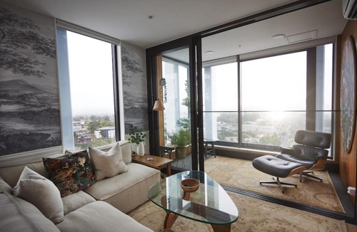 Henderson Apartment | Cloud Loft Residence with 180 Degrees Views
