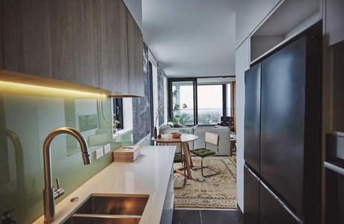 Henderson Apartment | Cloud Loft Residence with 180 Degrees Views