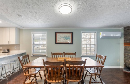 Prosperity House | Cloud Nine on Lake Murray-SUPs, Game Room and More